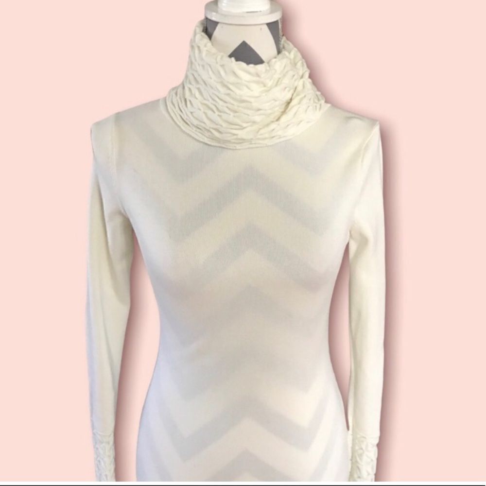 Moda International XS Cream Colored Sweater Dress - Picture 2 of 5